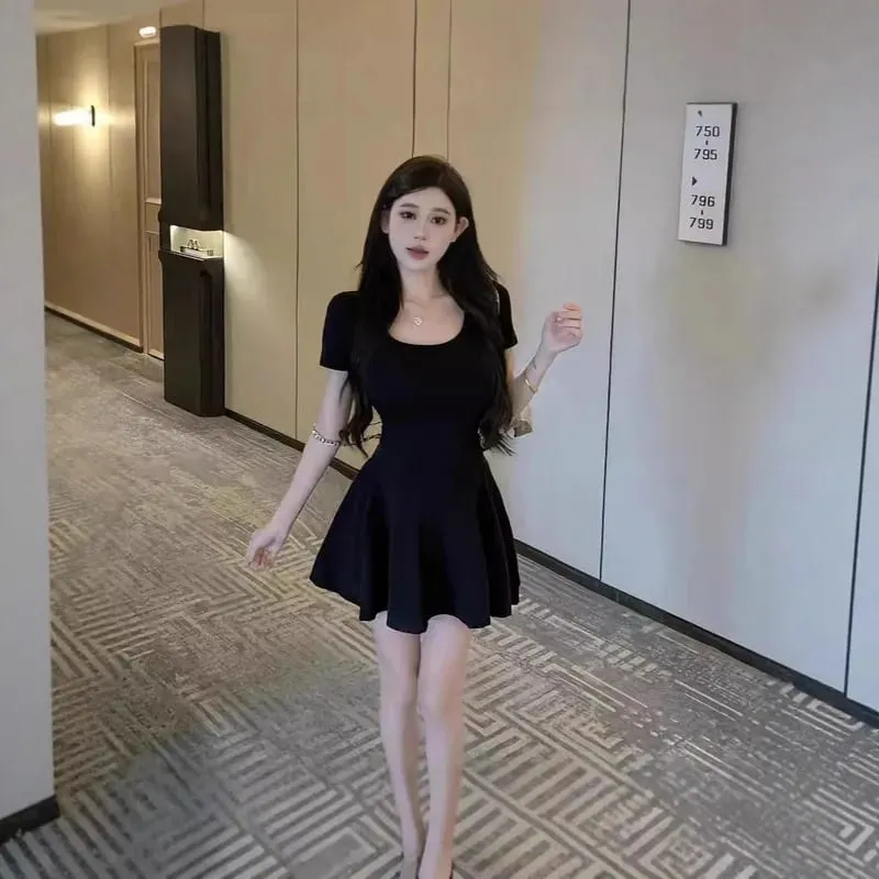 2026 Summer New Pure Sexy Square Neck Short Sleeve Dress Solid Color Slim Fit Stretchy Cute A Line Mini Dress Party Daily Wear — image 6