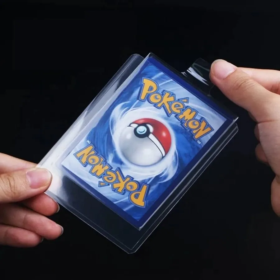 65*90mm 100db domború játékok kártyahüvelyek Pokemon kártyákhoz Átlátszó játékvédő kereskedő mappa toktartó gyerekjáték ajándék