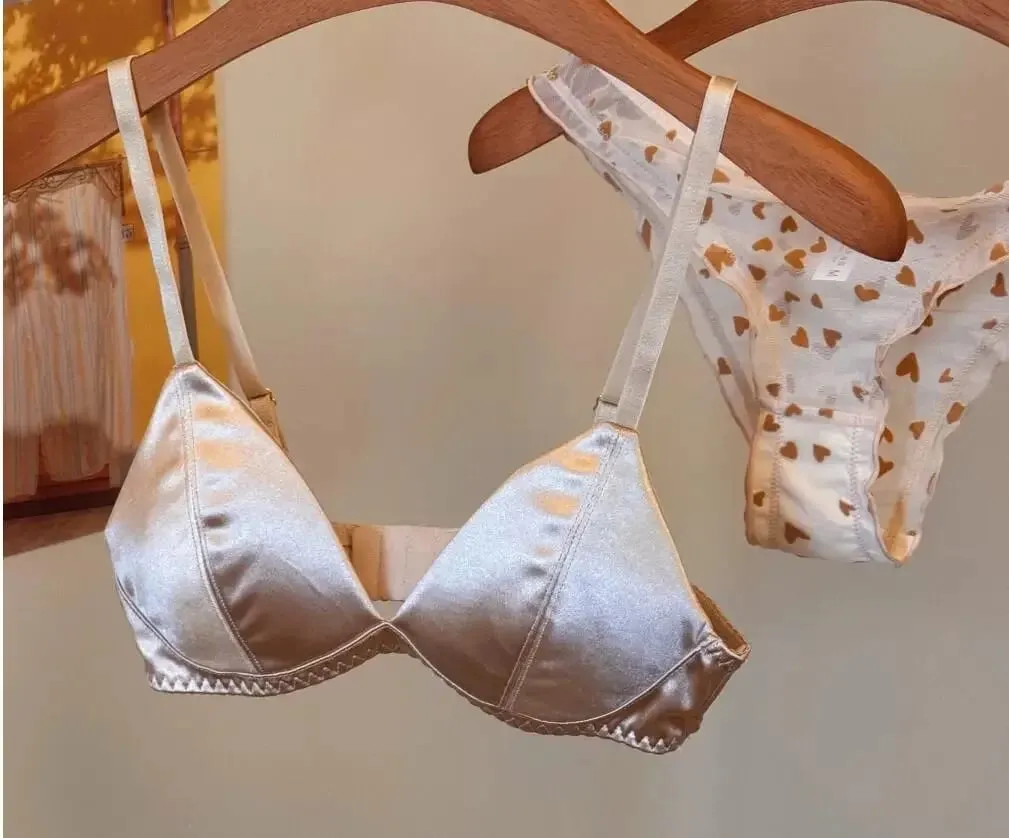 Sexy Satin Triangle Cup Non-Marking Bra Set Comfortable Wireless Lingerie for Large Breasts
