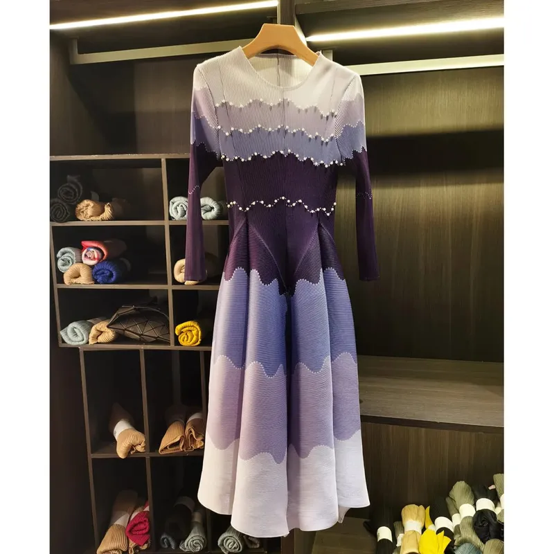 Designed Women's Pleated Dress O-neck Loose Fit High-end Fashion Color Block Beaded Long Sleeve Famale Clothing 2DB6598 — image 12