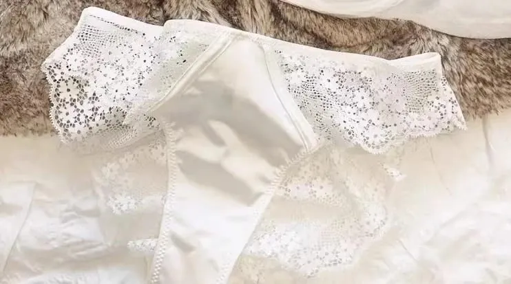 Hot Sale French Style Lace Satin Lingerie Set For Women Sexy Push Up Thin Comfortable Breathable Daily Wear Intimates Bra Set — image 10