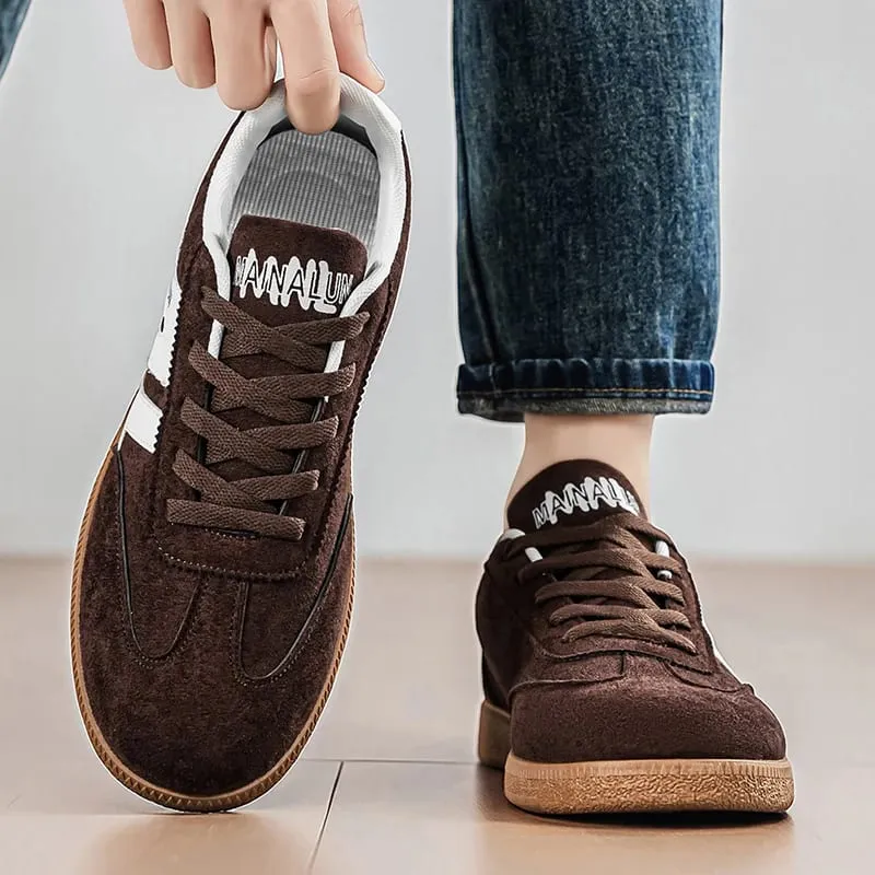 Men's Casual Sport Shoes Suitable for Spring and Summer Outfits Available in Various Sizes. Plus-Size Men's Shoes Ideal for O