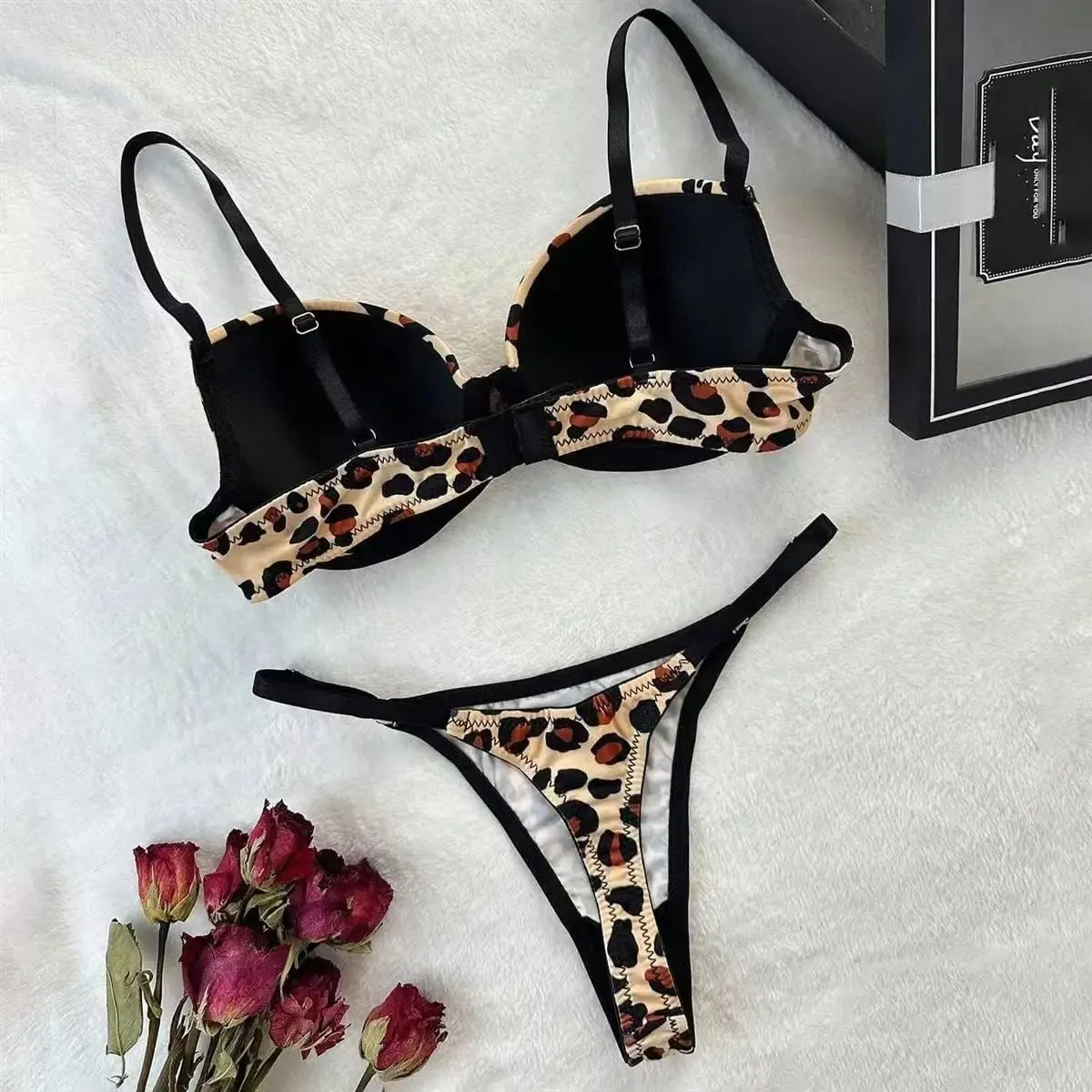 Women's Sexy Leopard Print Lingerie Set Comfortable Close-Fitting Push-Up Bra with Steel Ring Gathering — image 5