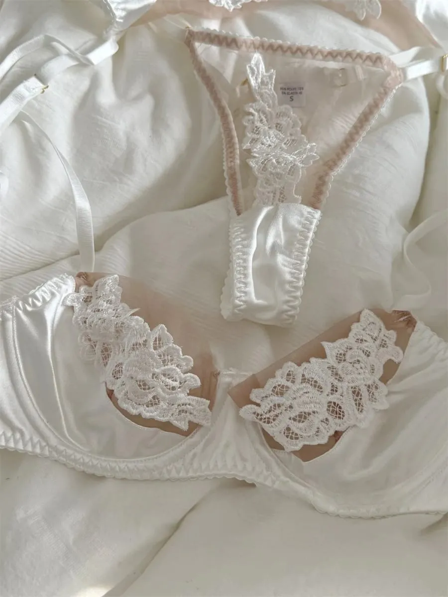 Pakaian dalam wanita bordir bunga pakaian dalam tiga potong bra tipis atasan bersirkulasi set bra ukuran besar wanita push up