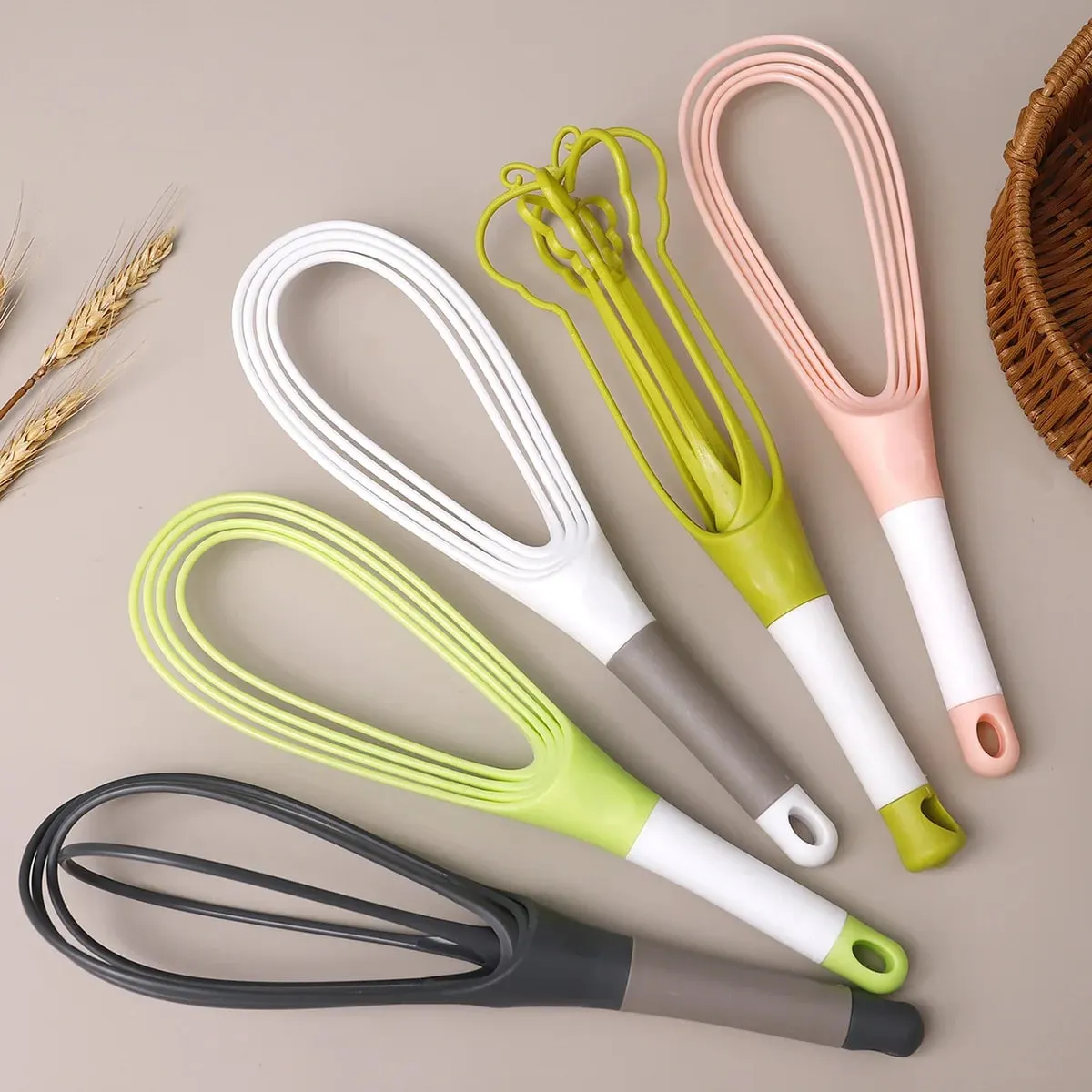 Plastic Dual Use Rotary Egg Beater Foldable Manual Whisk 2 in 1 Multifunctional Kitchen Tool for Beating Eggs and Kneading Dough — image 3