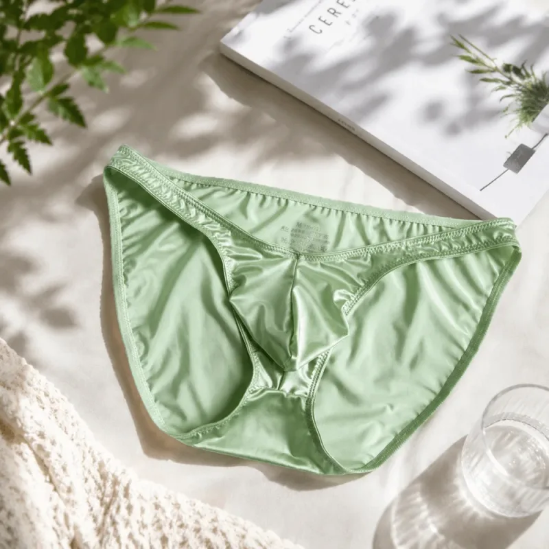 Comfortable Low Waist Men's U-Pouch Underwear Breathable Seamless Satin Silk Briefs Narrow Belt Lingerie Ice Silk Panties Sports — image 2