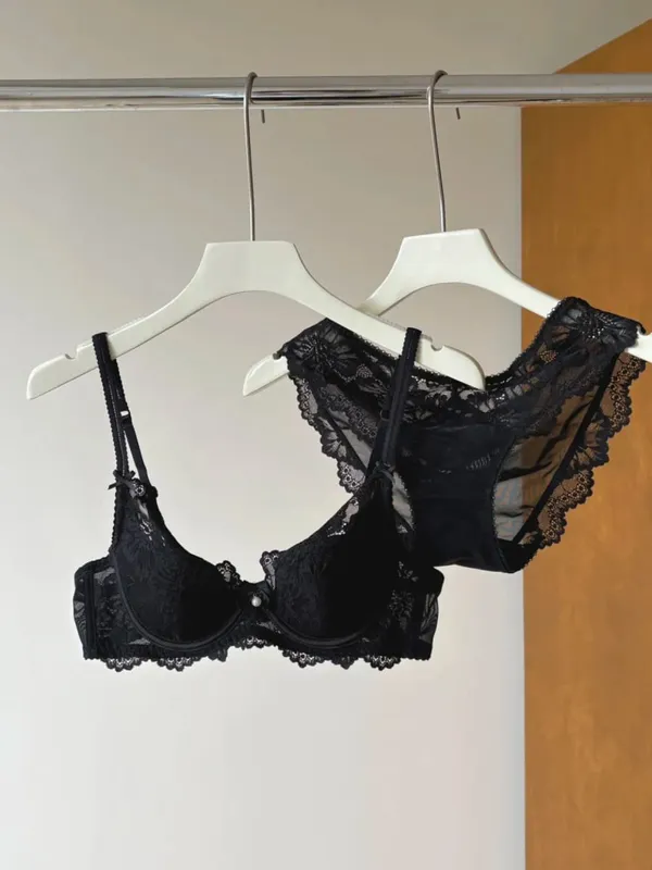 Fialová francouzská krajka Vyšívání podprsenky Měkká kostice Minimizer Big Bust Lift Anti Sag Gathering Support Denní spodní prádlo 32-38 Set podprsenky
