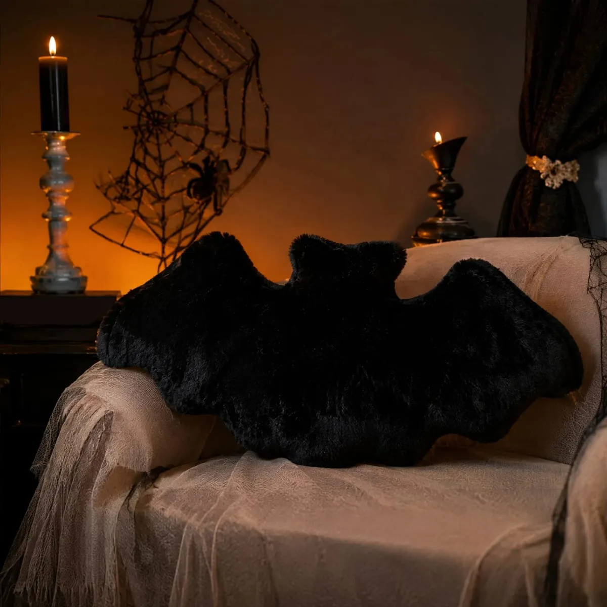 Halloween Bat Shaped Throw Pillow 17.72x9.06 Inch Halloween Bats Plush Pillow Halloween Dekorasyon Pillow para sa Couch Sofa Bed Car — image 2