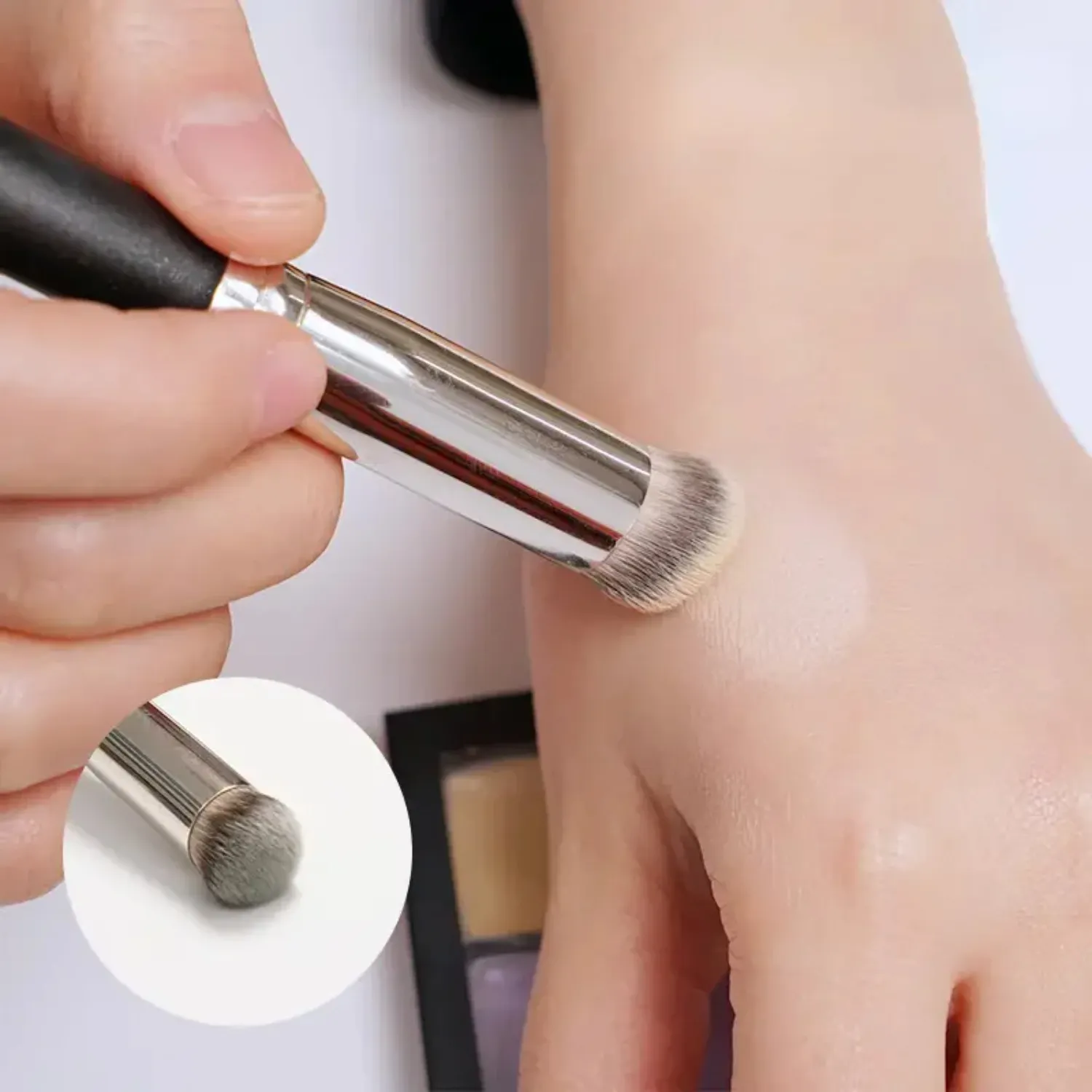 Foundation Concealer Brush Premium Contour Blusher Brushes Flawless Under Eye Dense Face Makeup Brush For Blending 170 270 370 — image 1