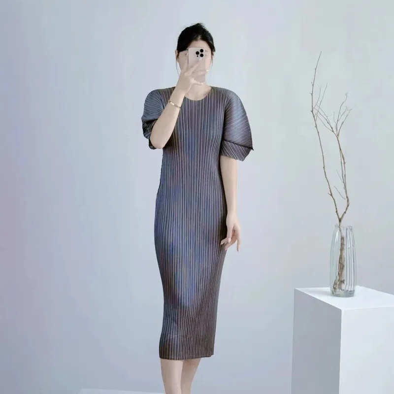 Miyake Pleated Round Neck Puff Sleeve Dresses Lightweight Wrinkle-Resistant Women's Casual Minimalist Chic Dress 2026 New — image 1