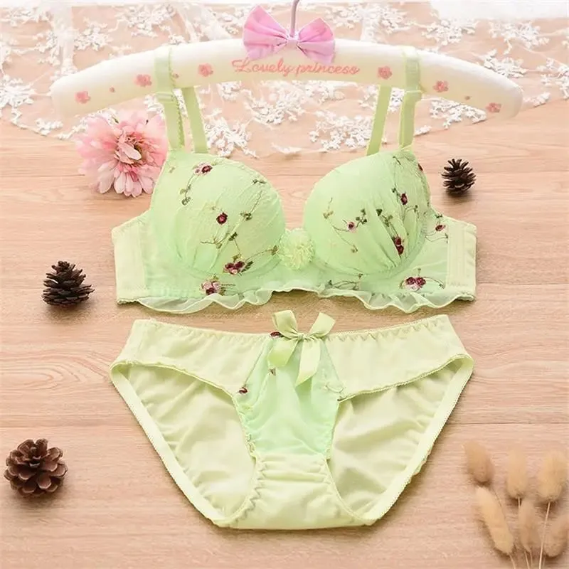 Women Floral Embroidery 2‑Pieces Lingerie Set Underwire Push‑Up Bra With Ruffle Trim Bow Decor Matching Panties Intimates — image 4