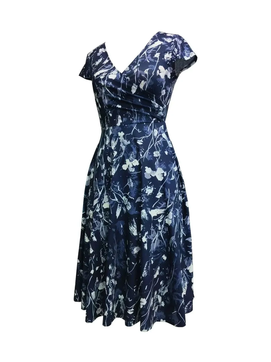 Elegant Floral Printed V-Neck Mid-Length Pocket Dress Polyester Blends for Spring Summer Autumn Three Season Women's Dress — image 4
