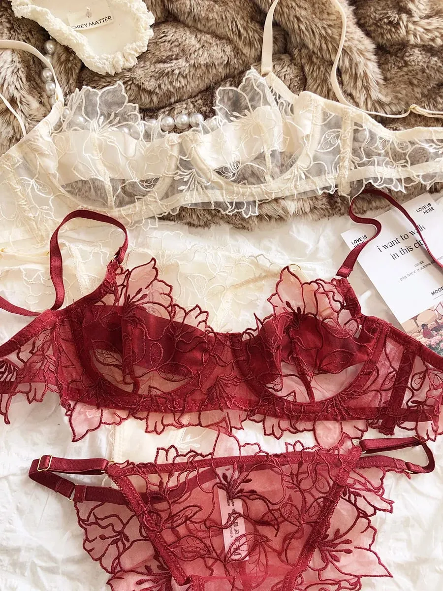 프랑스어 속옷 세트 섹시한 레이스 꽃 자수 브래지어 세트 여성 Intimates 여름 울트라 얇은 통기성 Bralette 란제리 팬티