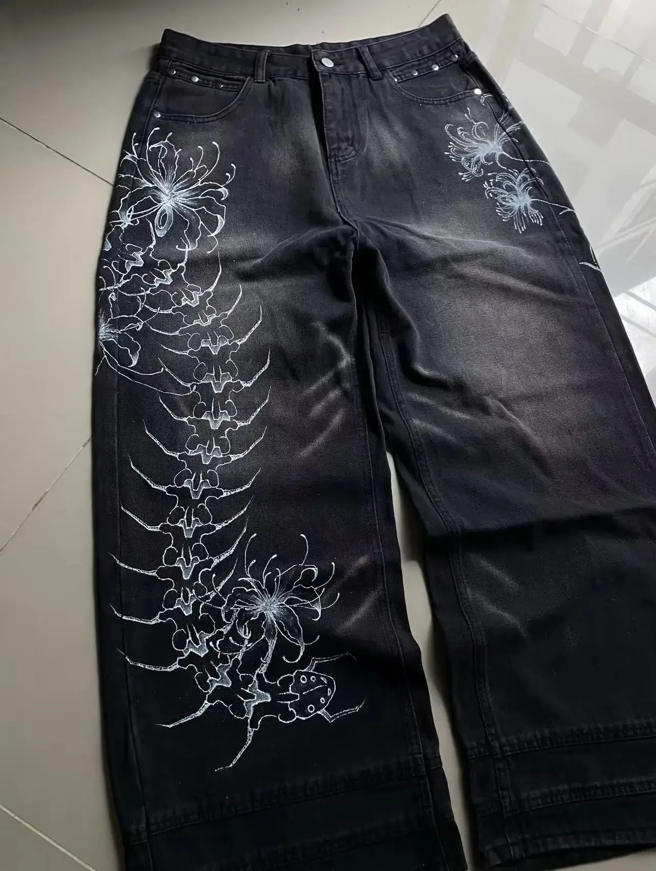 Y2K Vintage Gothic High Street Denim Black Wash Gradient Spine Spider Lily Print Wide Leg Jeans — image 7