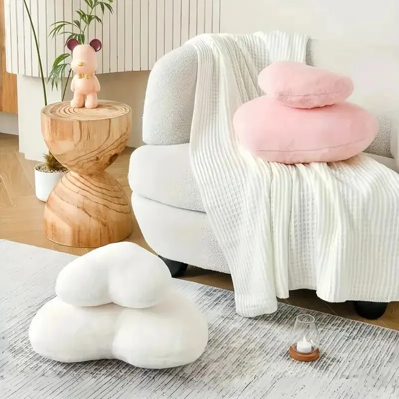 Valentine‘s Day Gift Heart Pillow Cute Fuzzy Throw Pillow for Home Decor Photo Shoot Prop Romantic Decorations Cushion
