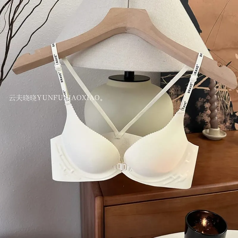 Front-Closure Backless Lingerie Set with Small-Bust Gathering Anti-Sagging Uplifting Comfortable And Wire-Free Bra Set.