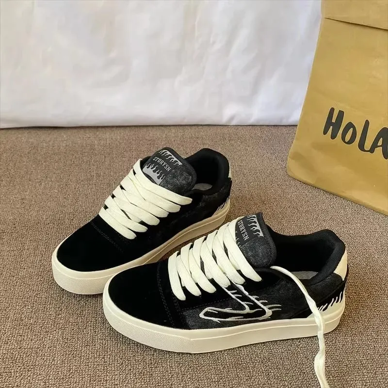 Design Sensation Men's Black White Board Shoes Spring 2026 New Style Couple Match Sport Low Top Casual Sneakers Breathable — image 4