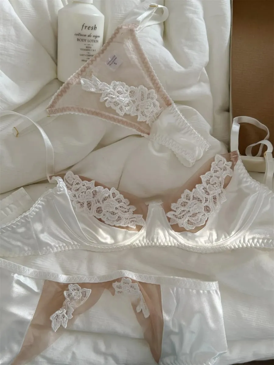Pakaian dalam wanita bordir bunga pakaian dalam tiga potong bra tipis atasan bersirkulasi set bra ukuran besar wanita push up