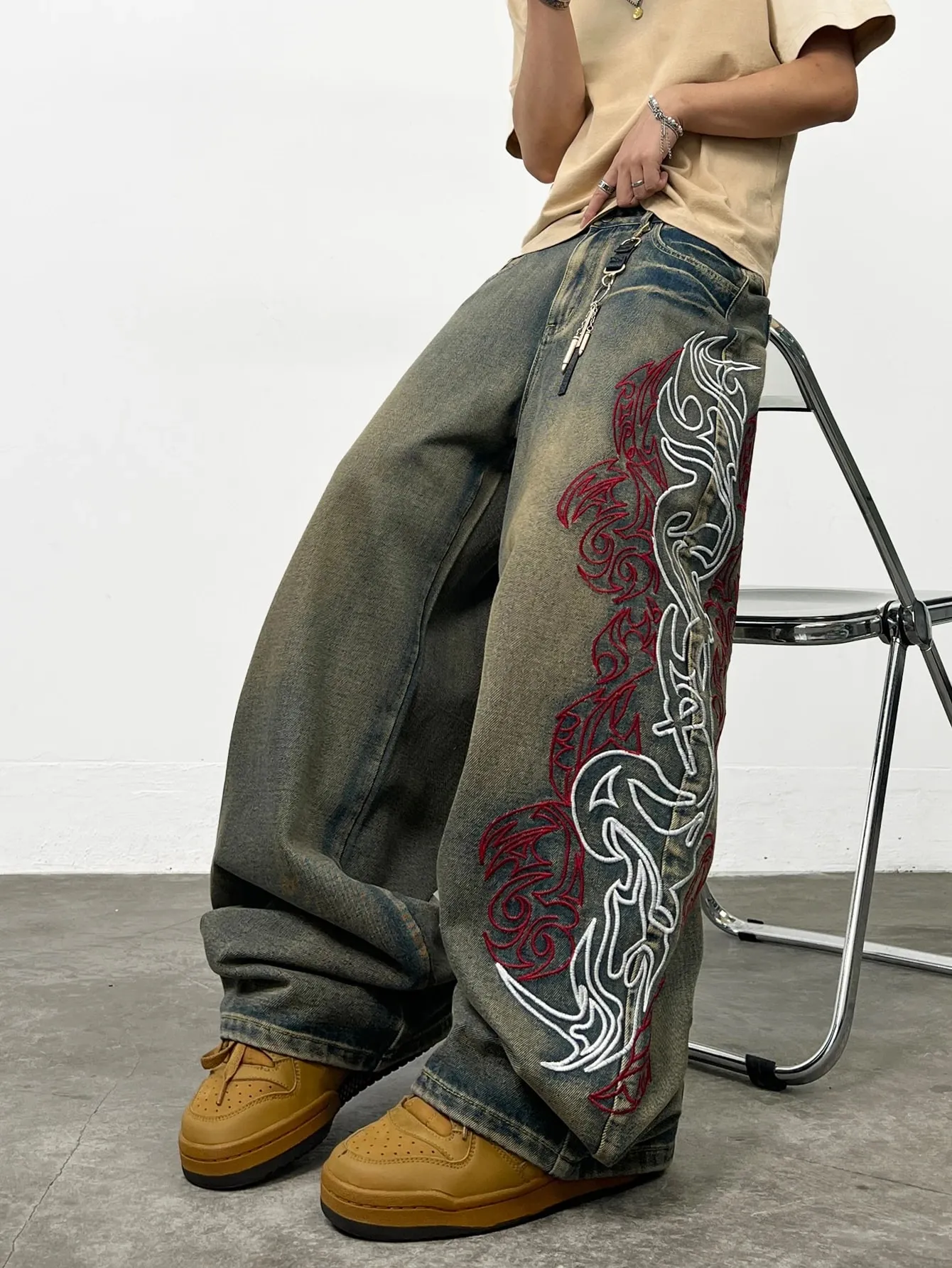 American Retro Two-Tone Totem Embroidery Design Vintage Washed Baggy Wide-Leg Jeans Y2K Hip-Hop Streetwear Stylish Long Pants — image 6