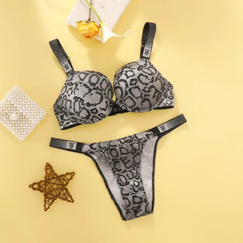 Victoria's Secret New Fashion Push Up Bra Panty Set Sexy Lace Lingerie Underwired Sleepwear Plus Size Women Underwear Set — image 7