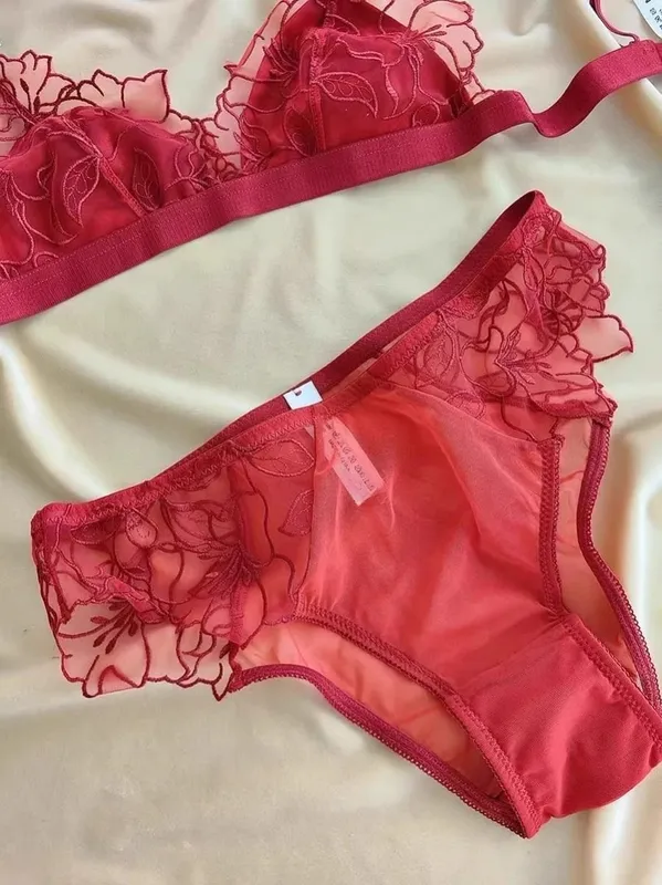 Sexy French Lace Bralette & Underwear Set Lightweight Wireless Triangle Cup Bra for Women Pure Elegant Small Boobs S-XL MOYISU — image 11
