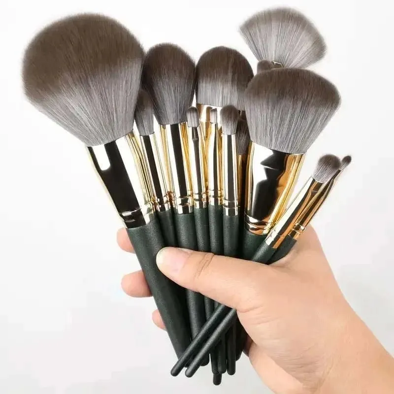 Makeup Brushes Set Premium Synthetic Kabuki Brushes Foundation Concealer Powder Blush Blending Face Eyeshadow Cosmetic Brushes S