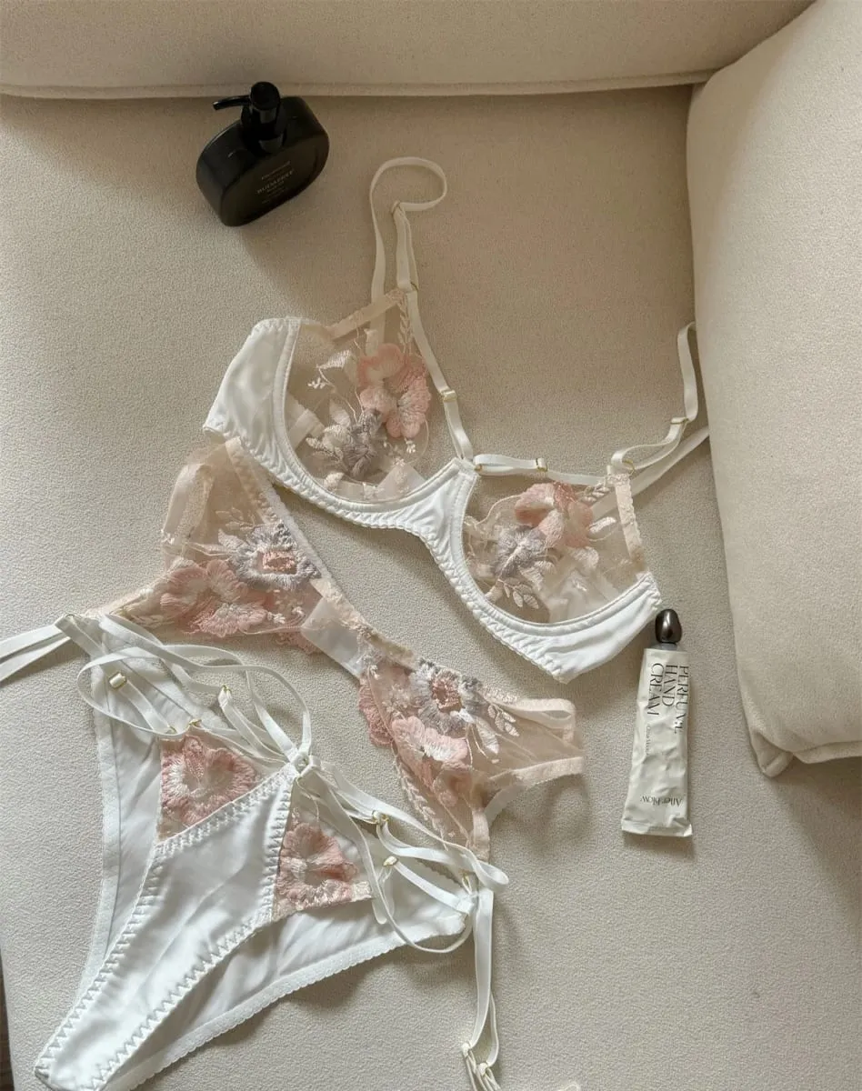Lace embroidery embossed flowers lingerie set large breasts show small upturned underwear push up sexy bra three-piece set — image 3