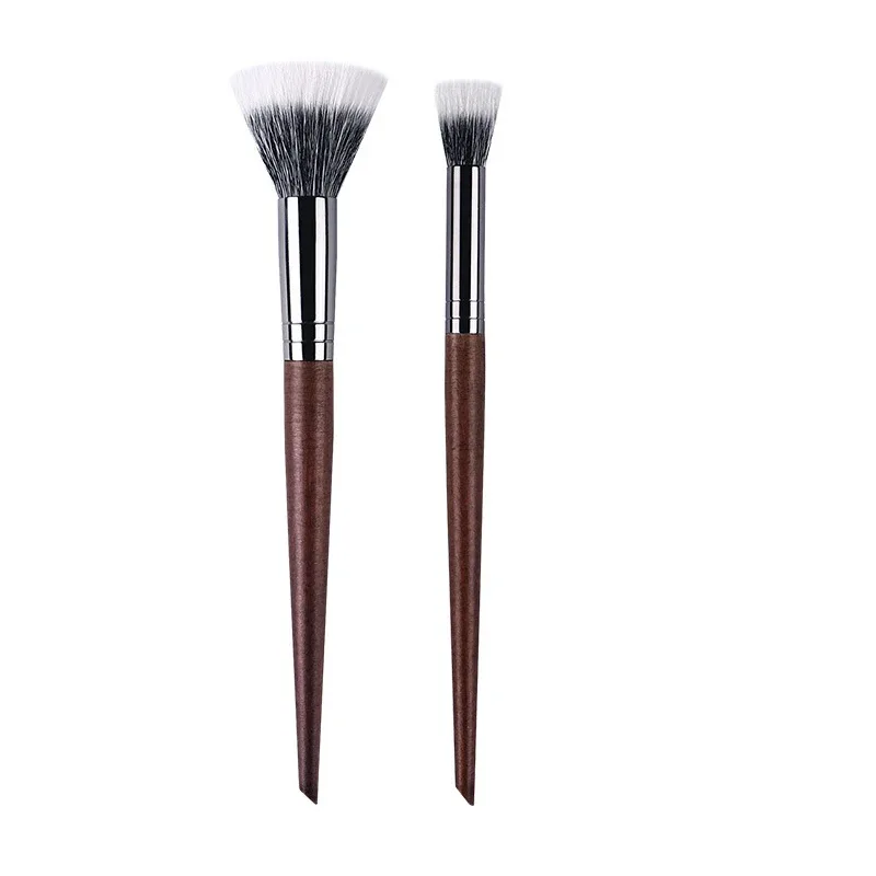 Pinceaux de maquillage professionnels réglage du contour de la poudre pinceau de maquillage multifonctionnel pointillé Blush doux poils de chèvre en bois naturel