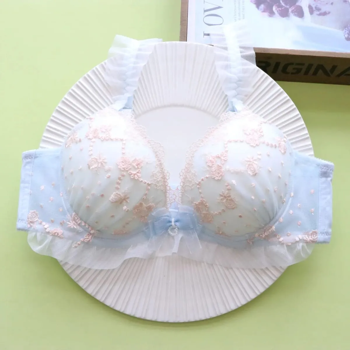 Sexy Lace Lingerie Set for Women Push Up Underwire Bra with Low Plunge Design Breathable & Comfortable — image 4