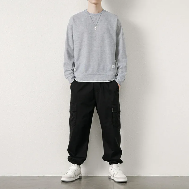 Loose for Fit Plaid Sweatshirt for Men with Long Sleeves Round Neck and Fake Two-Piece Visual Design for Everyday Use — image 25