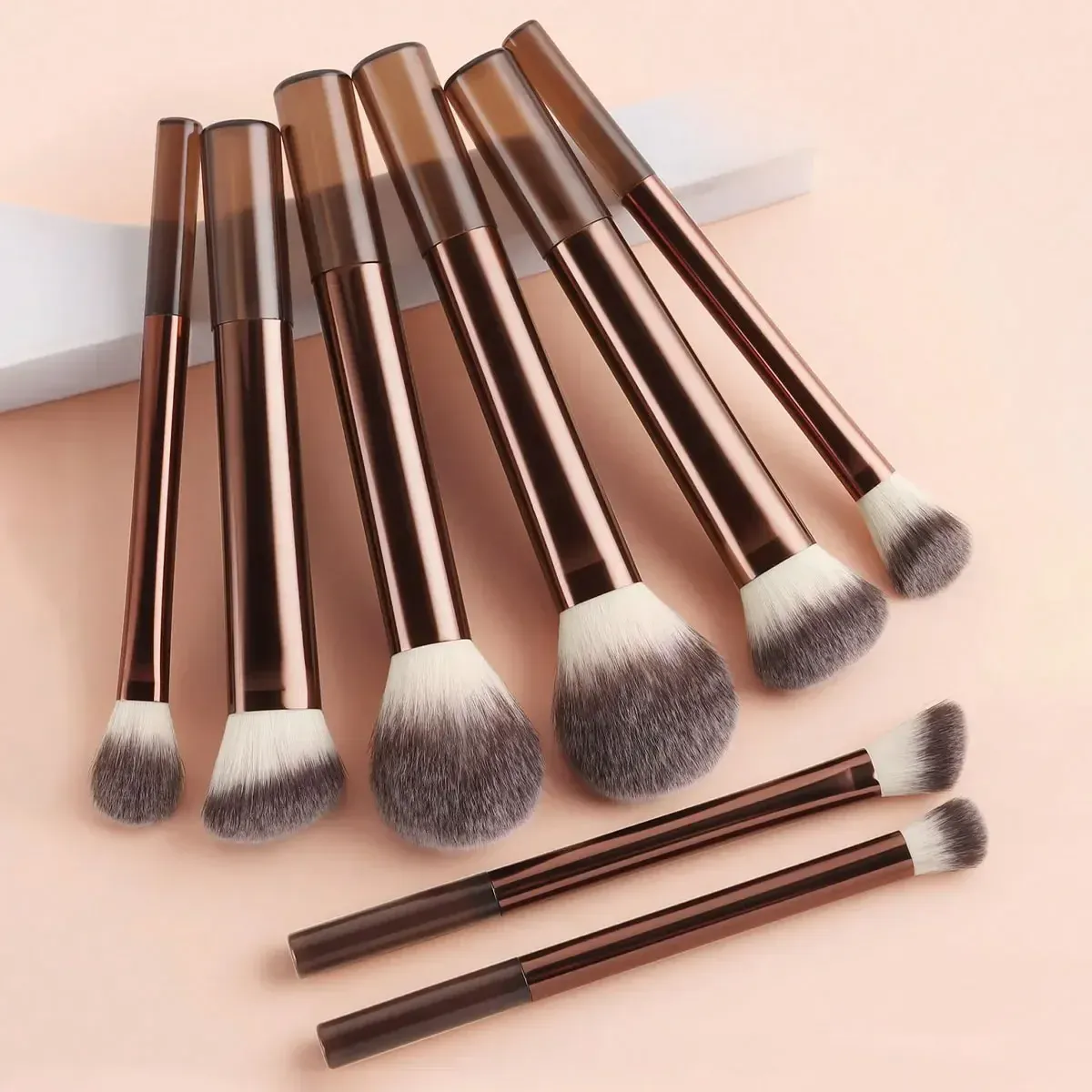 8Pcs Long‑Handle Multifunctional Makeup Brushes Set Synthetic Hair for Powder Blush Foundation Contour Face Cosmetic Makeup Tool