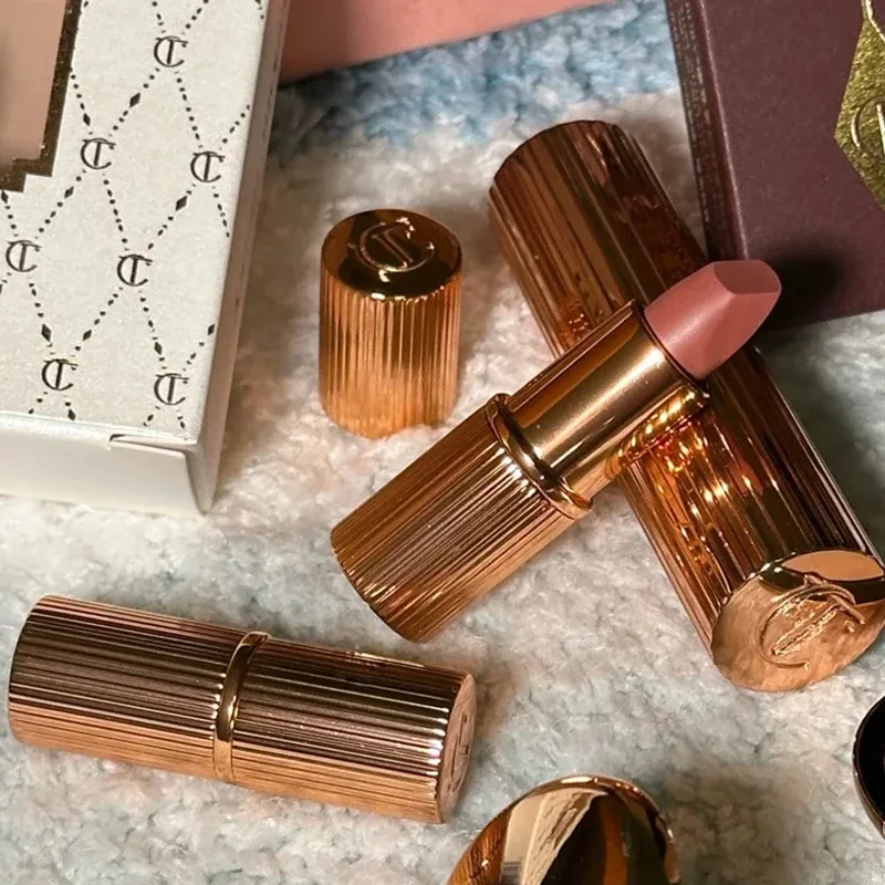 Charlotte Tilbury Four Color Palette Pillow Talk Eraggera Eyes Small Gold Tube Lipstick Madaling Mag-apply ng Makeup Portable Cosmetics