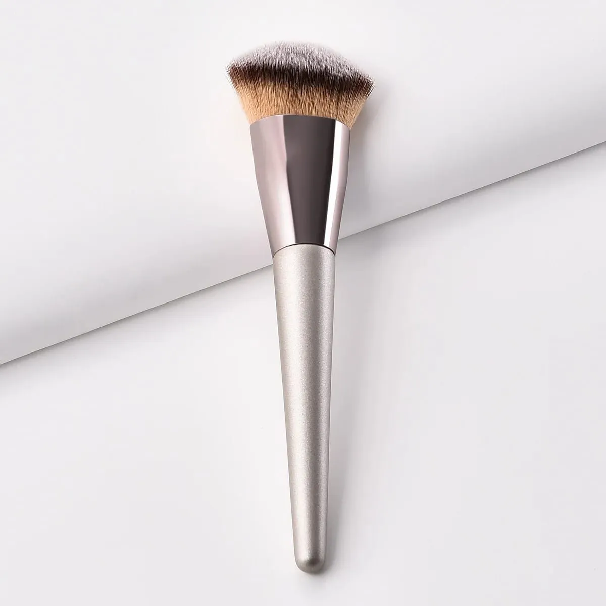 1pcs Professional Foundation Brush for Women Cosmetic Foundation Powder Blush Kabuki Blending Make Up Brush Beauty Tools — image 6