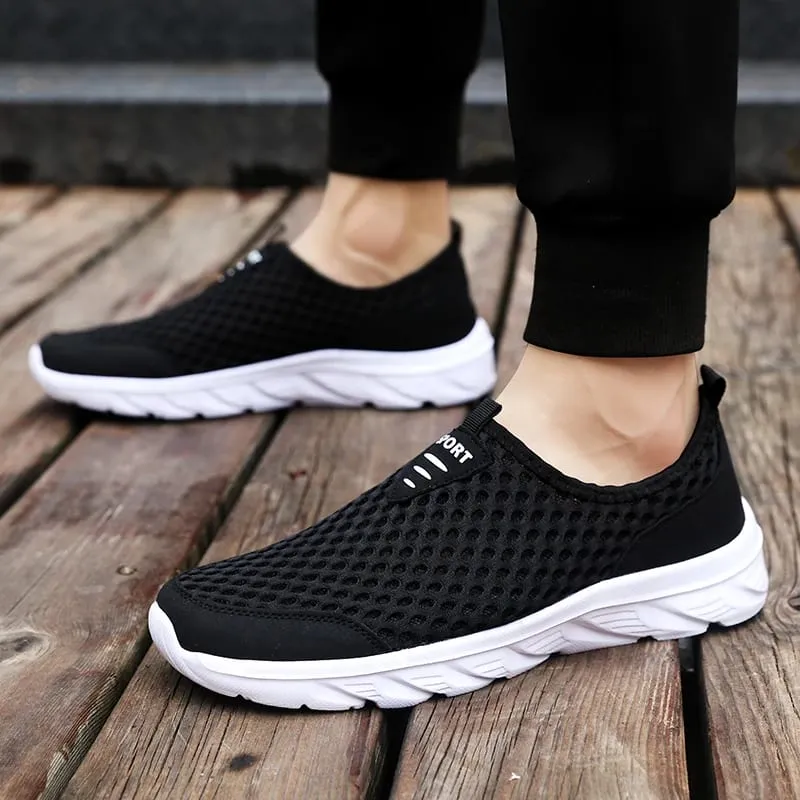 Lightweight Men Casual Shoes Breathable Slip on Male Casual Sneakers Anti-slip Men's Flats Outdoor Walking Shoes Size 39-46