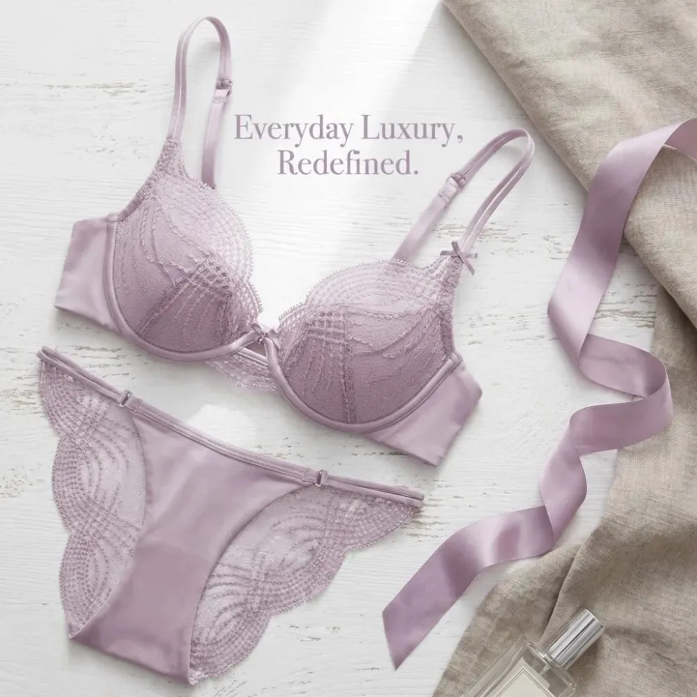 Hollow Thin Cup Women Lingerie Set Seamless French Style Lace Embroidery Lingerie Silk Satin Sexy Underwear Women Intimates — image 3