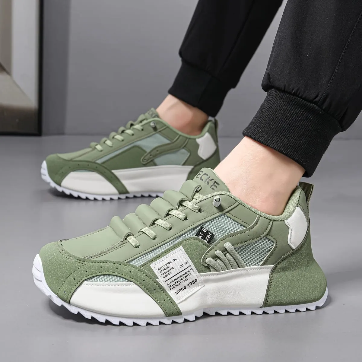 Men's Outdoor Casual Shoes Everyday Casual Running Shoes for Men Sizes 39 to 47 — image 5