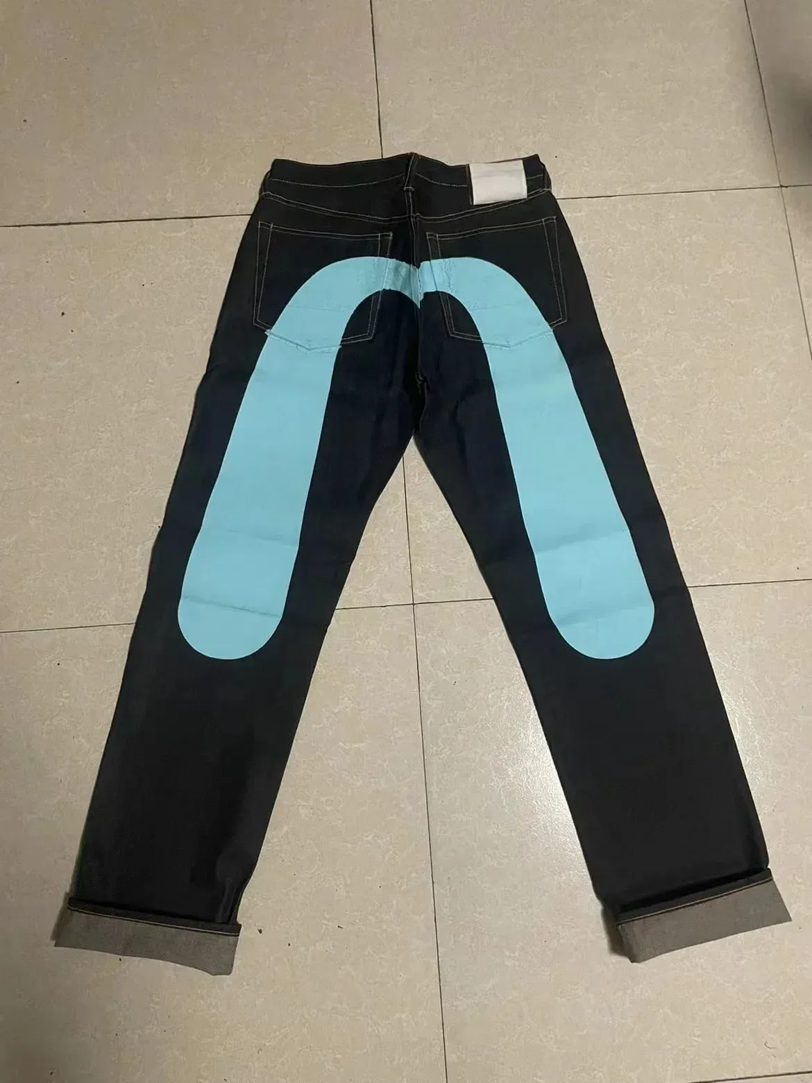 Vaqueros negros de pierna recta para hombre, pantalones ajustados holgados con costuras amarillas, estampado de dados en 3D, diseño artístico, tendencia única, novedad de 2025