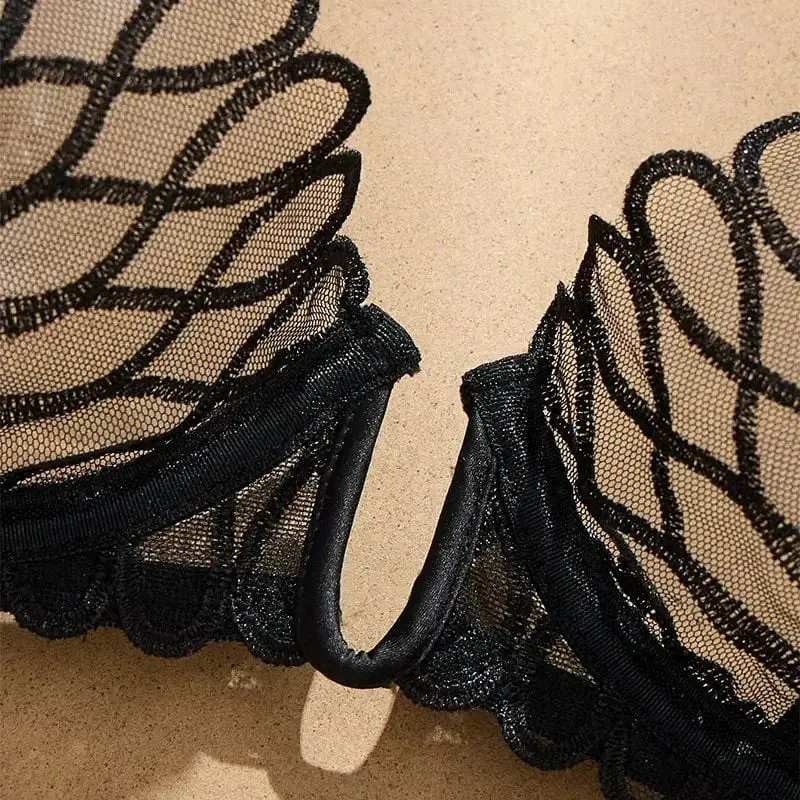 French Style Sexy Embroidered Transparent Underwear Set V-Neck Design Anti-Sagging Breathable Bra And Panties Ensemble Black — image 3