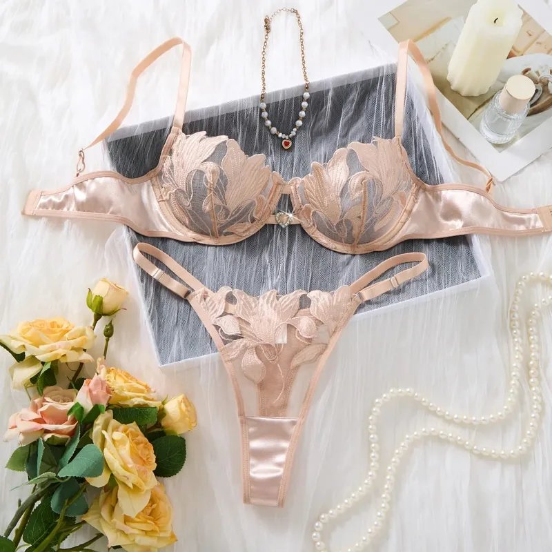 champagne Floral Embroidery Lingerie Set Satin Mesh Underwire Bra Thong Women Intimate Underwear Honeymoon Boudoir ZA824031