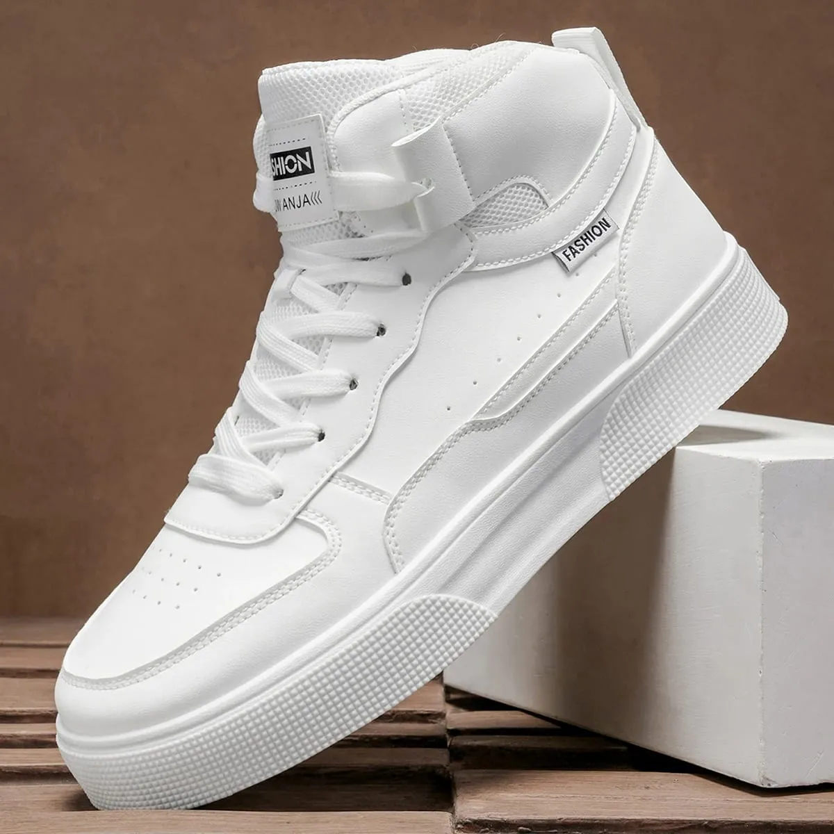 Men's Casual Sports Shoes Outdoor Hiking Trend Lightweight and Minimalist — image 3