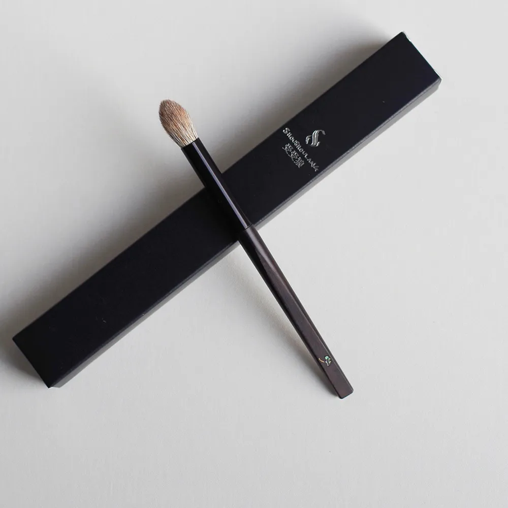 Shoushoulang Hand Crafted Makeup Brush Tapered Eye Shadow Blending Brush S1 Goat Squirrel Hair Ebony Wood Handle Makeup Brushes