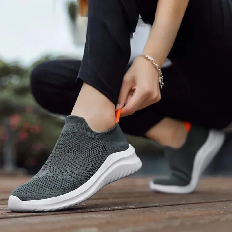 ผู้ชายรองเท้าผ้าใบรองเท้าสบายๆUnisex Soft Sole Slip-On Vulcanizedรองเท้าLoafersน้ำหนักเบาPlusขนาดรองเท้าผู้ชายTenis hombres — image 5