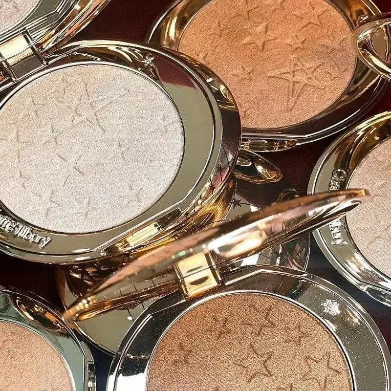Serbuk Berus Udara Charlotte Tilbury Mengaburkan Tak Berliang&Penyerlah Hadiah Solekan Bercahaya Bercahaya Tahan Lama Fokus Lembut Bercahaya — image 2
