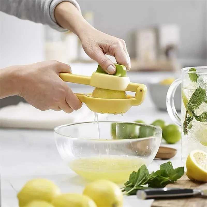 Mini Multifunctional Juicer Handheld Non-electric Juicer Lemon Squeezer Fruit Orange Juicer Household Manual Juicer Supplies — image 8