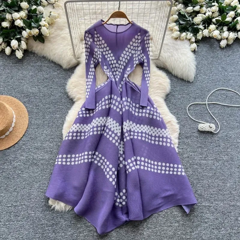 Miyake Pleated Dresses Europe New Simple Fashion Printed Elegant Large Hem Women's Lightweight Stretchy Bounce Flower Bud Dress — image 2
