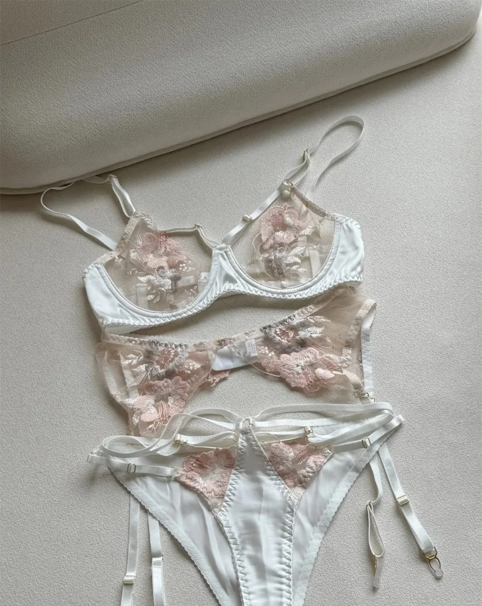 Lace embroidery embossed flowers lingerie set large breasts show small upturned underwear push up sexy bra three-piece set — image 5