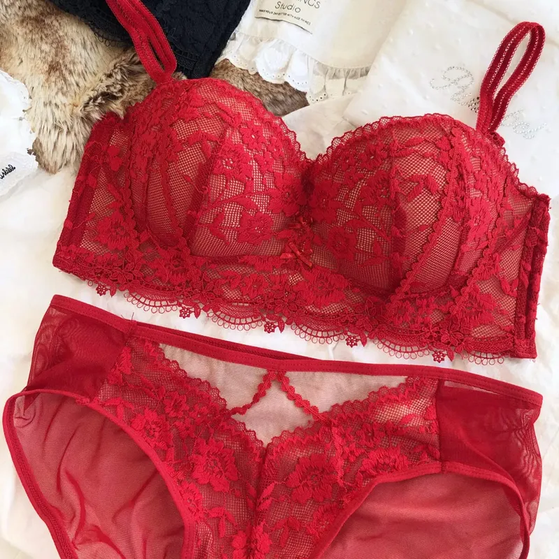 Women Seamless Underwear Set Sexy Lace Flowers Embroidery Bra Thicken 1/2 Cup Push Up Bras Detachable Strap Lingerie Panties Set — image 8