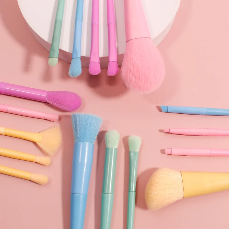 25 PCS Makeup Brushes Set Include Foundation Blending Face Powder Blush Concealers Eyeshadow Makeup Sponge Powder Puff