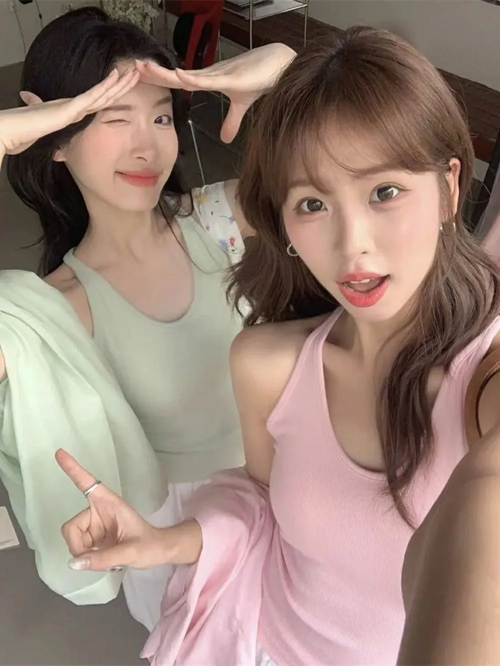 Korean Style with Chest Pad Strap Vest U-Neck Solid Color Backless Sleeveless Top Slimming Women Camis Summer