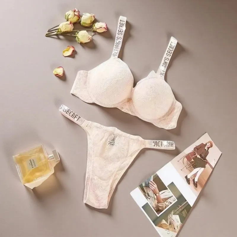 Victoria's Secret Sexy Lace Trim Pattern Breathable Gathered Padded New Soft Bra and Panty Set Classic Women's Lingerie Set — image 4